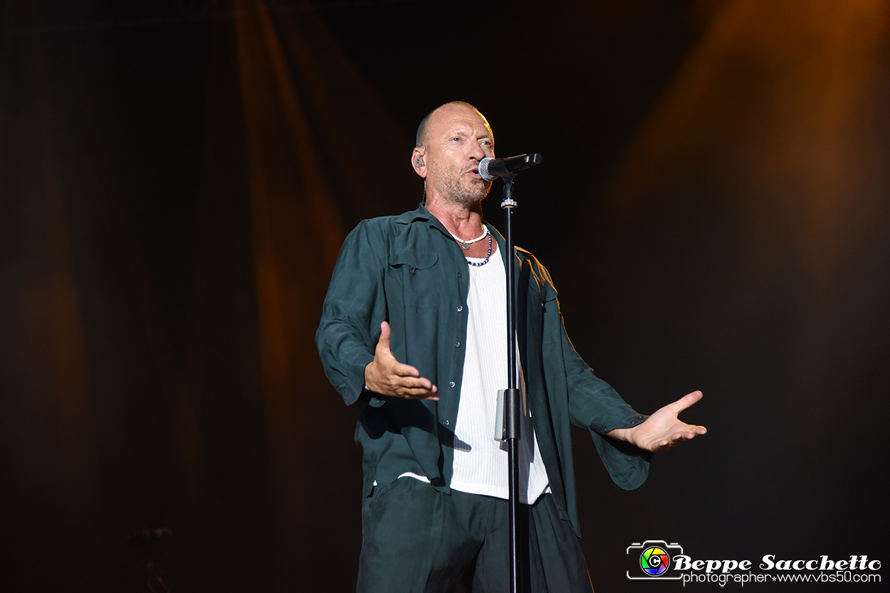 VBS_0736 - Concerto Biagio Antonacci - Palco Centrale Tour 2023.jpg